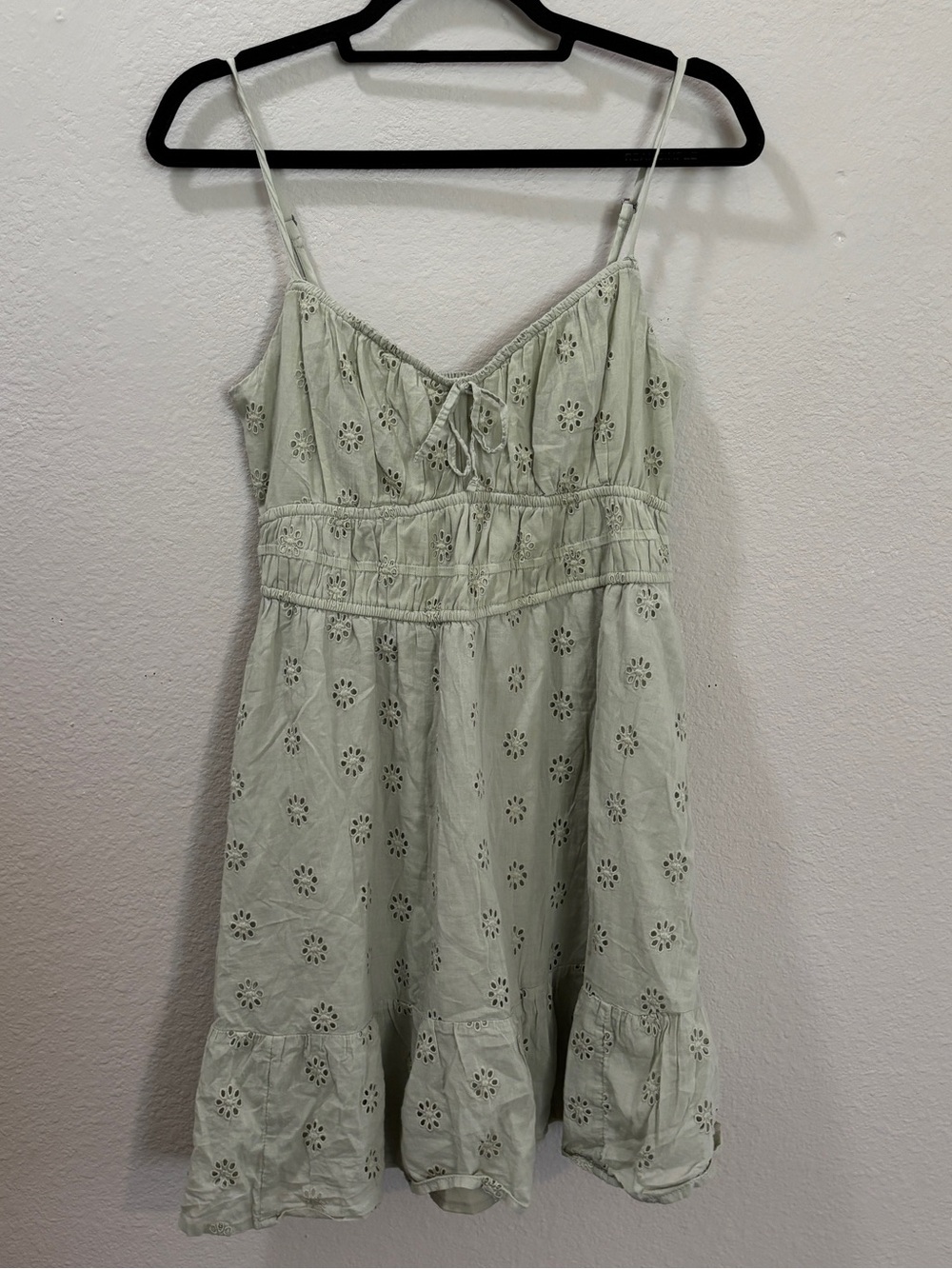 Hollister Eyelet Babydoll Sleeveless Mini Dress Sage Green Size Large